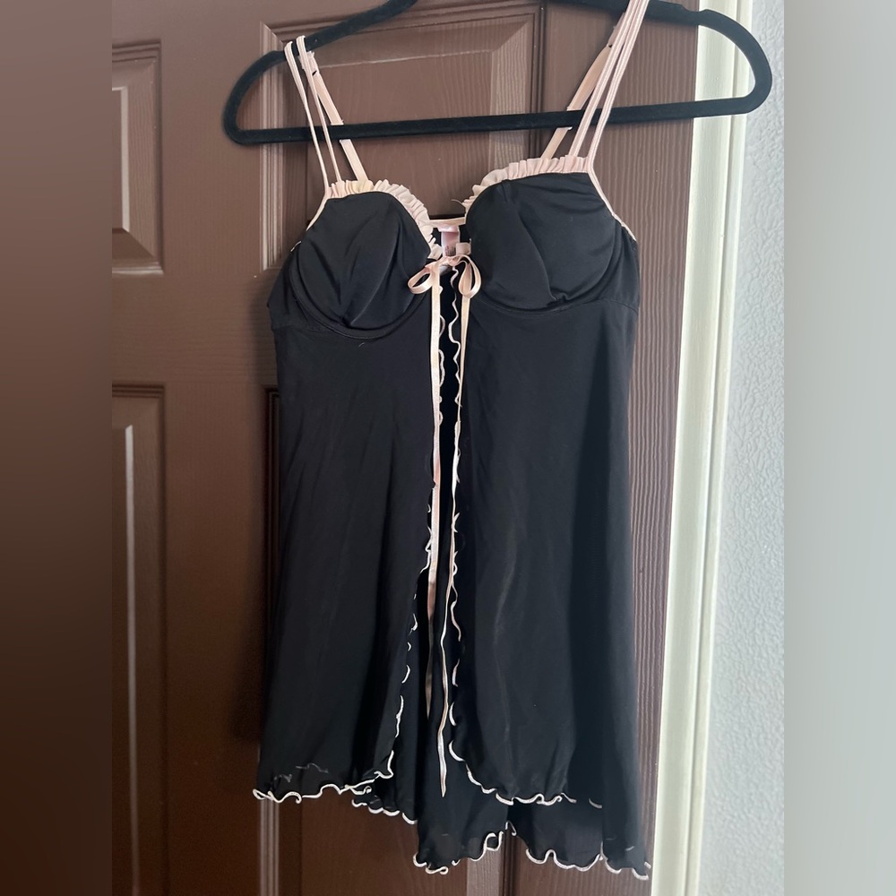 Victoria's Secret Black and Pink Chemise with Spaghetti Straps